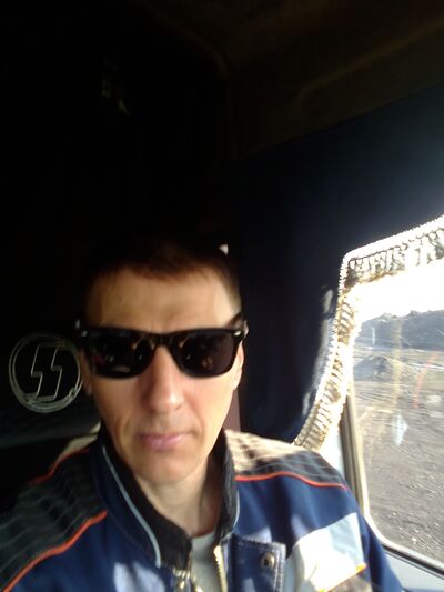  ,   Aleks, 45 ,     