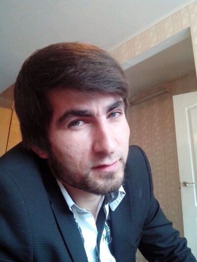  ,   AmiR, 37 ,   ,   , c 