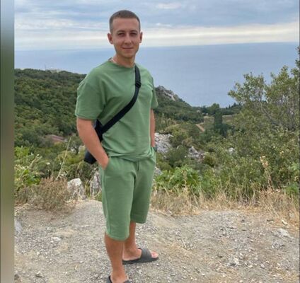  ,   Pavel, 33 ,   ,   