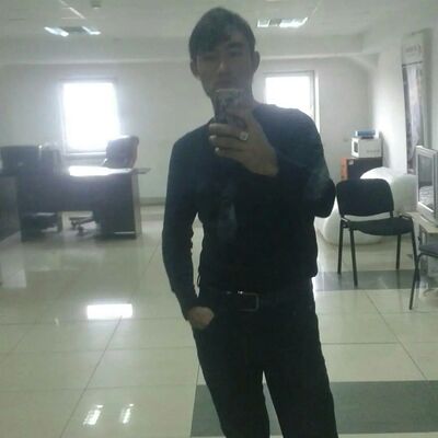  ,   Arman, 30 ,   ,   