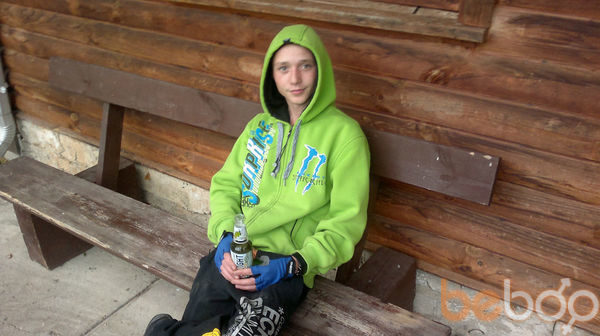  3632677  Deniss, 30 ,    
