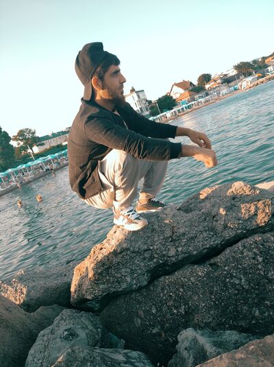  ,   Bekhruz, 27 ,   ,   , c , 