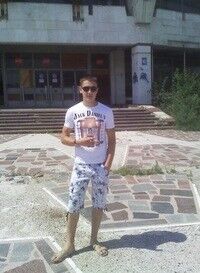  4615957  Leontiev93, 32 ,    