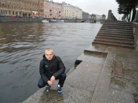  -,   Tolik, 39 ,   