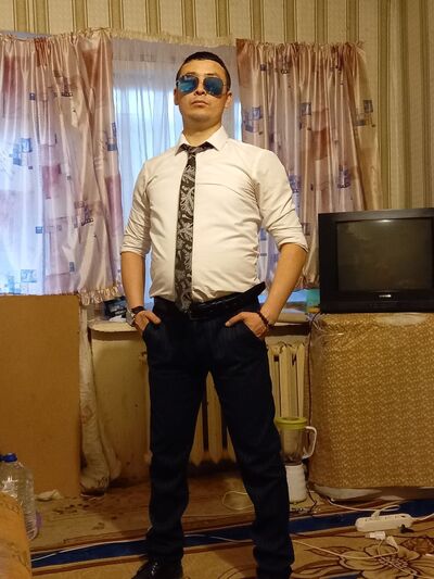  ,   Davron, 33 ,     , c 