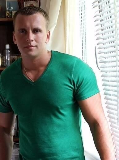  8007717  Grigarean, 33 ,    