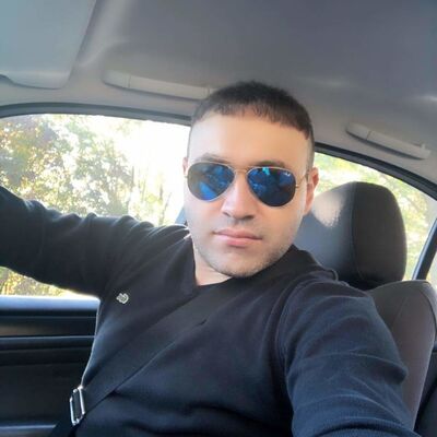  ,   Alen, 40 ,  