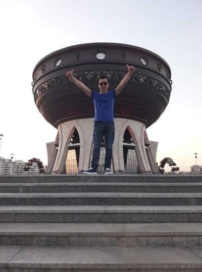  ,   Ali, 32 ,   ,   , c 