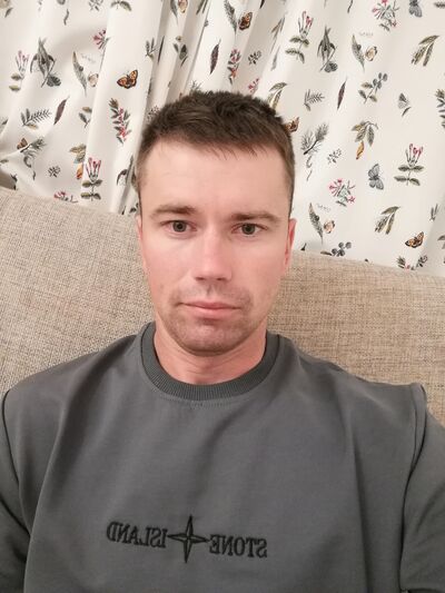  ,   Vladimir, 29 ,   c 