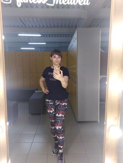  ,   Valentina, 38 ,   c 