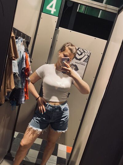  ,   Anna, 25 ,   ,   , c , 