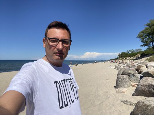 ,   Stanislav, 47 ,   ,   , c 