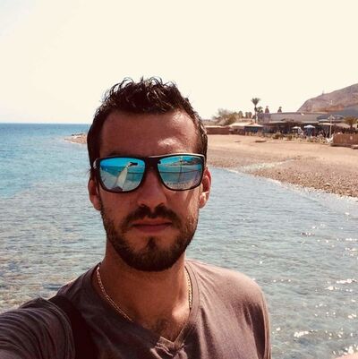  ,   Yan, 37 ,   