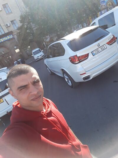  ,   Mihai, 28 ,   ,   , c 