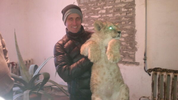  ,   Stas, 40 ,   