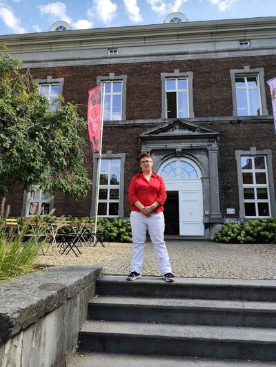  Sint-Truiden,   , 27 ,   c , 