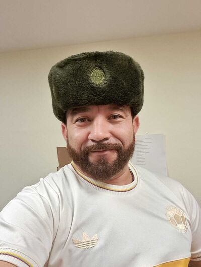  -,   Frank, 39 ,   ,   , c , 