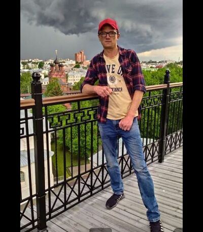  ,   Alex, 43 ,   ,   
