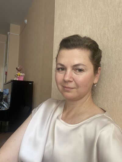  ,   Olga, 46 ,   ,   