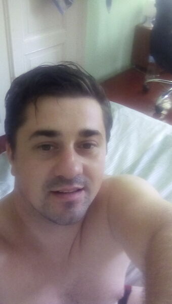  ,   Danyk, 42 ,   