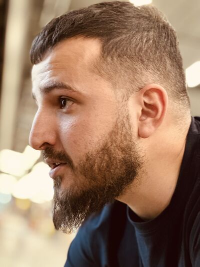  ,   Araz, 27 ,   ,   