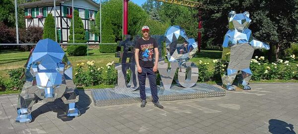  ,   Alexander, 45 ,   c 