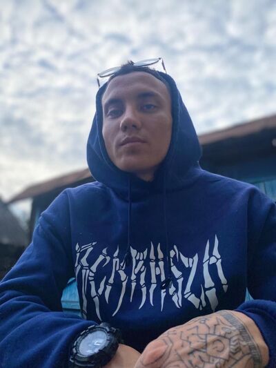  ,   Sergey, 25 ,   c 