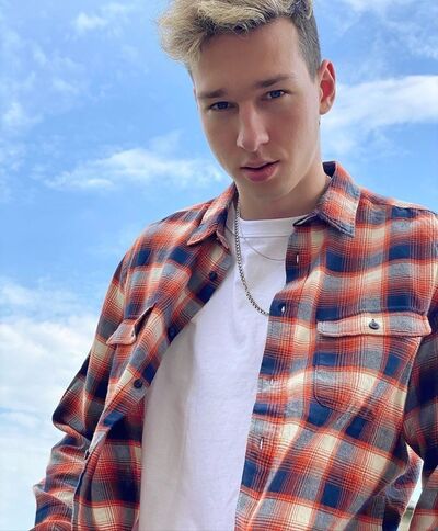  ,   Thyngfc, 25 ,   ,   