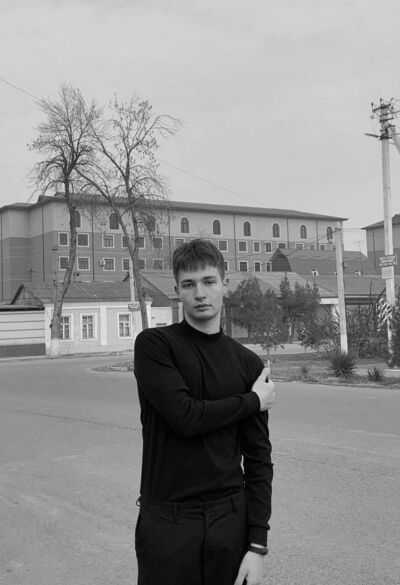  ,   Daniel, 21 ,   ,   