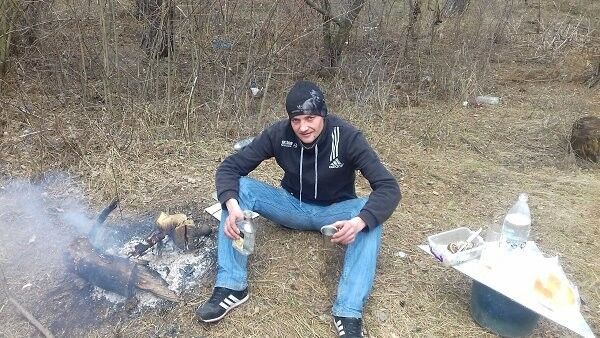  ,   Maxim, 44 ,   