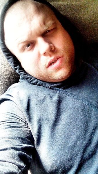  --,   Artem, 32 ,   ,   
