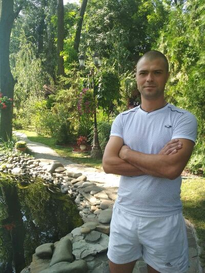  ,   Vitalik, 35 ,   