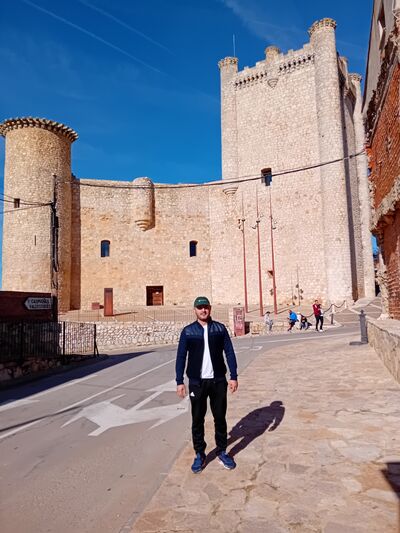  ,   Shuhratjon, 39 ,   c 
