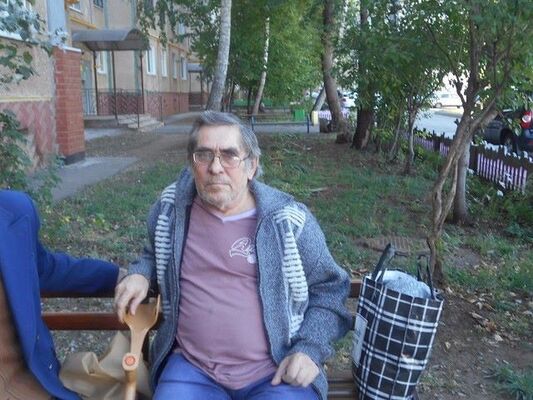 Знакомства Оренбург, фото мужчины Виктор, 71 год, познакомится для флирта, любви и романтики, cерьезных отношений