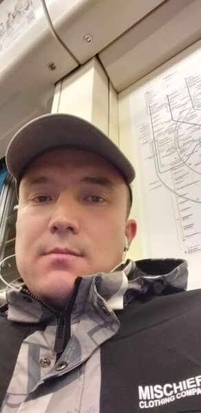  ,   Alek, 35 ,   ,   