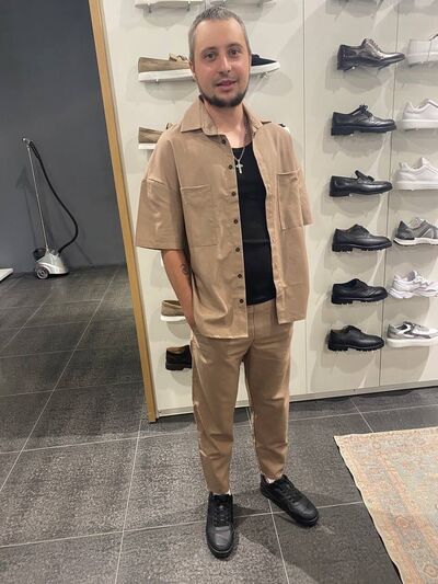  ,   , 28 ,   ,   