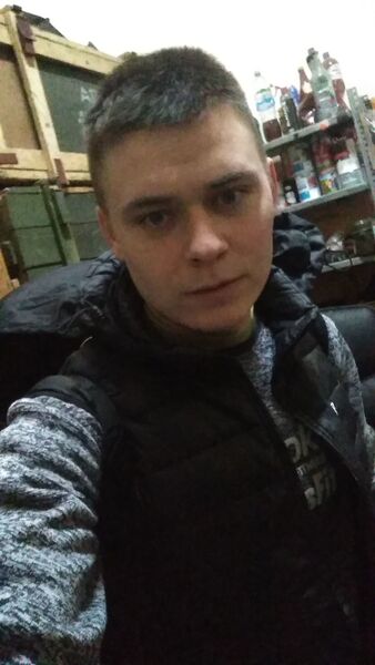  ,   Artur, 27 ,   ,   , c 