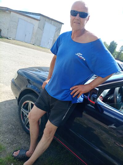  ,   Genok, 59 ,   ,   