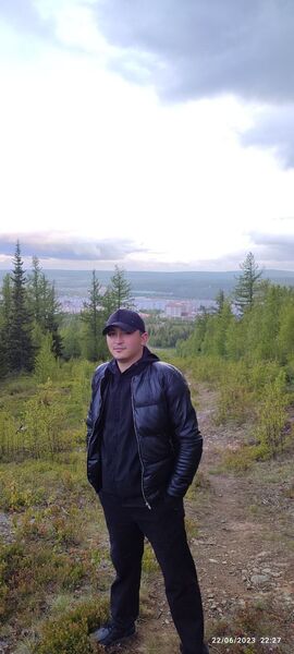  ,   Nurik, 29 ,   ,   
