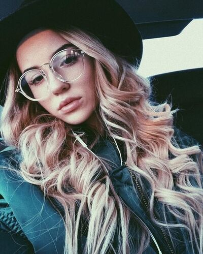  ,   Maryana_Ro, 26 ,   