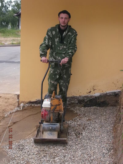  ,   Dmitrii, 35 ,   ,   , c 