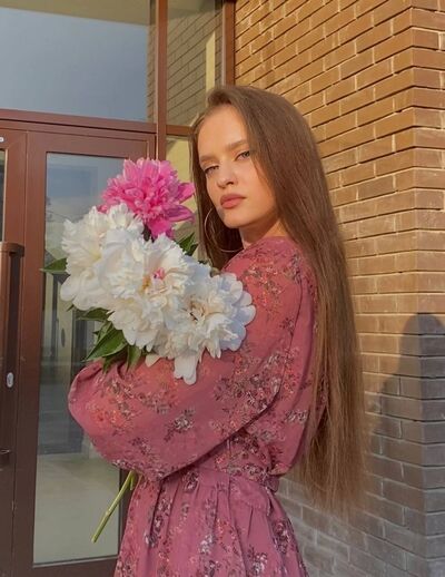 Знакомства Новозыбков, фото девушки Полина, 23 года, познакомится для флирта, любви и романтики