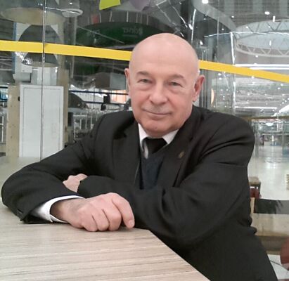  ,   Boris, 62 ,   , 