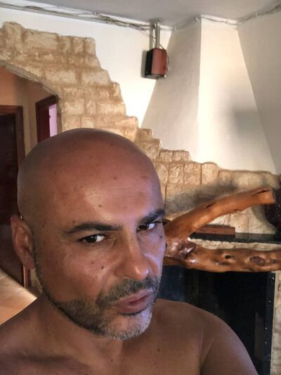  -,   Fanki, 48 ,   ,   , c 
