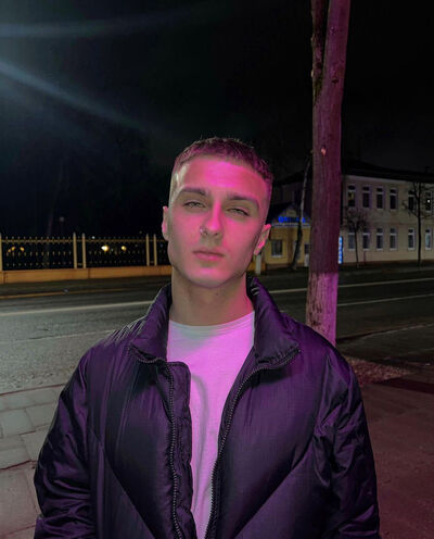  ,   Nikita, 22 ,   ,   , c , 
