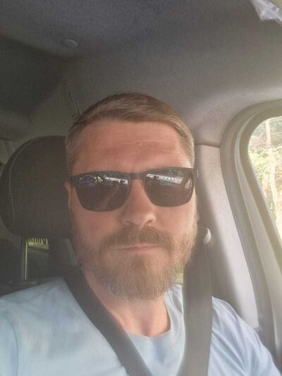  ,   Alex, 43 ,   ,   , c 