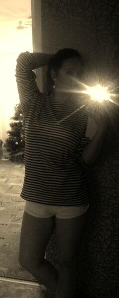  ,   Anyuta, 30 ,  