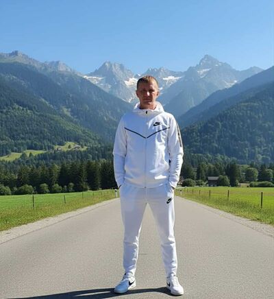  Pforzheim,   Yura, 36 ,   ,   , c , 