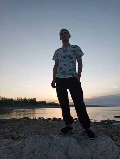  ,   Alex, 24 ,   ,   , c 