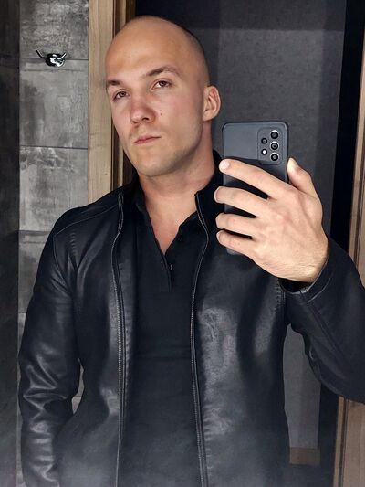  Novy,   Viktor, 28 ,   ,   